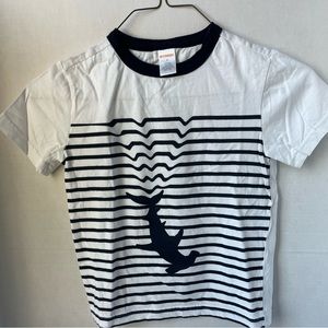 💕HP💕Gymboree boys white t-shirt with dark navy collar & stripes w/shark print